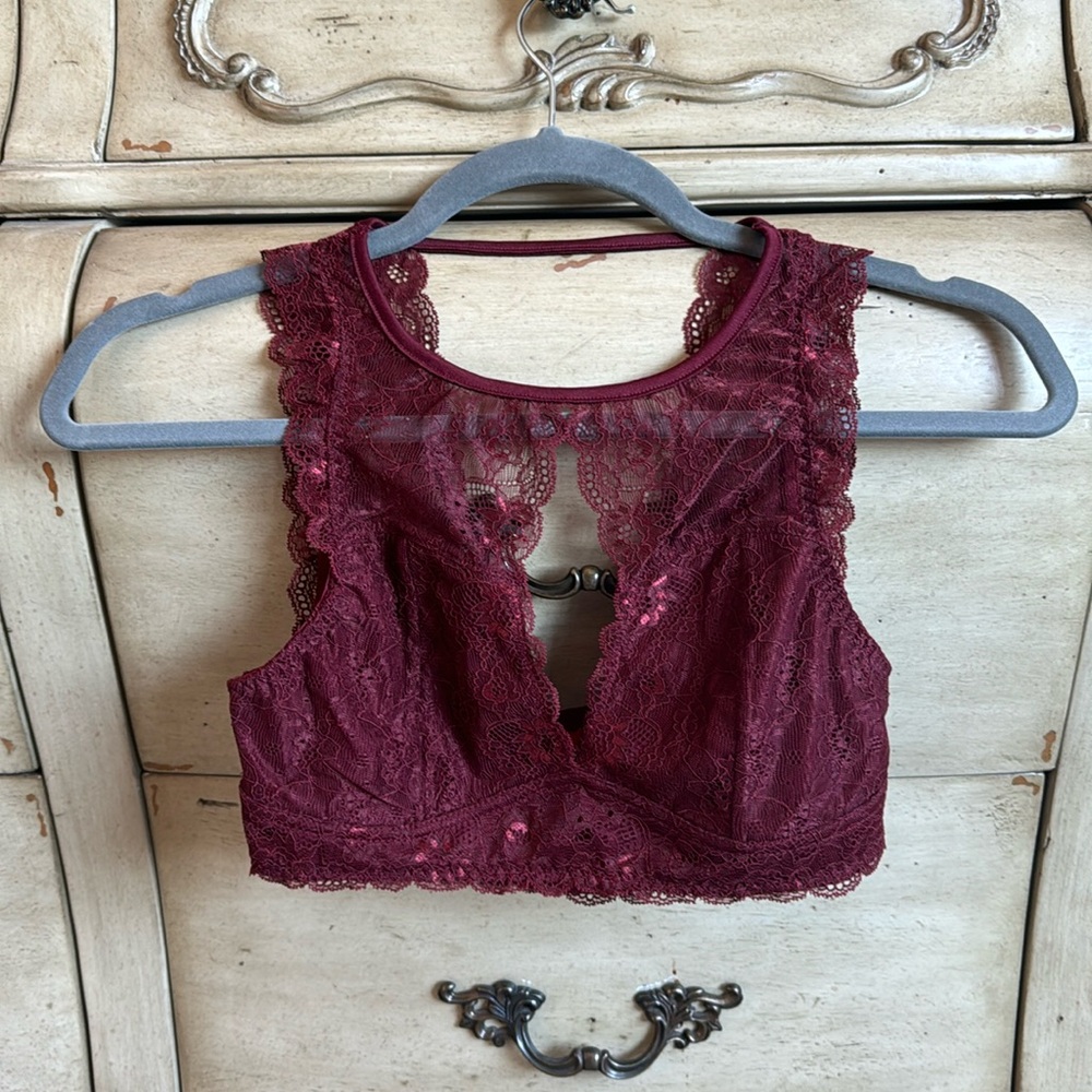 Beautiful Lace Top!! NWOT